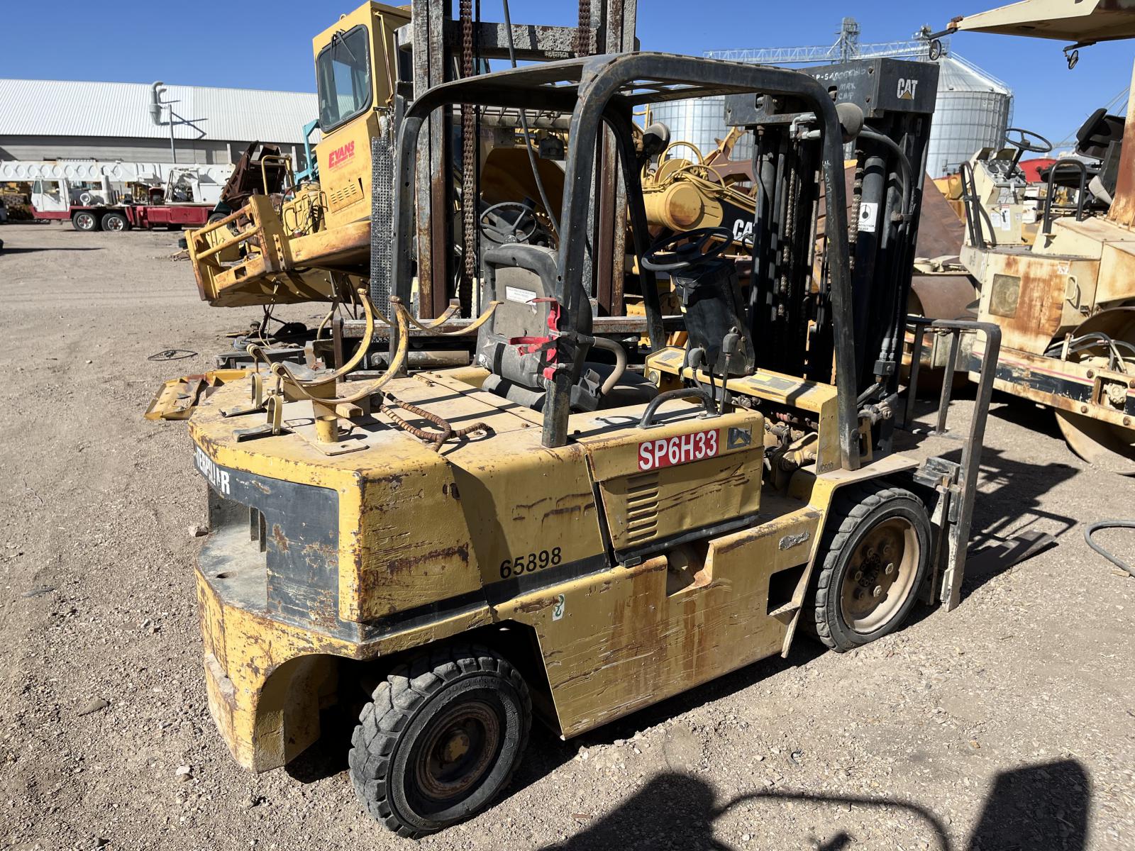 ./imagenes/INVOICE/2019/16181/CATERPILLAR VC60D (5).JPG